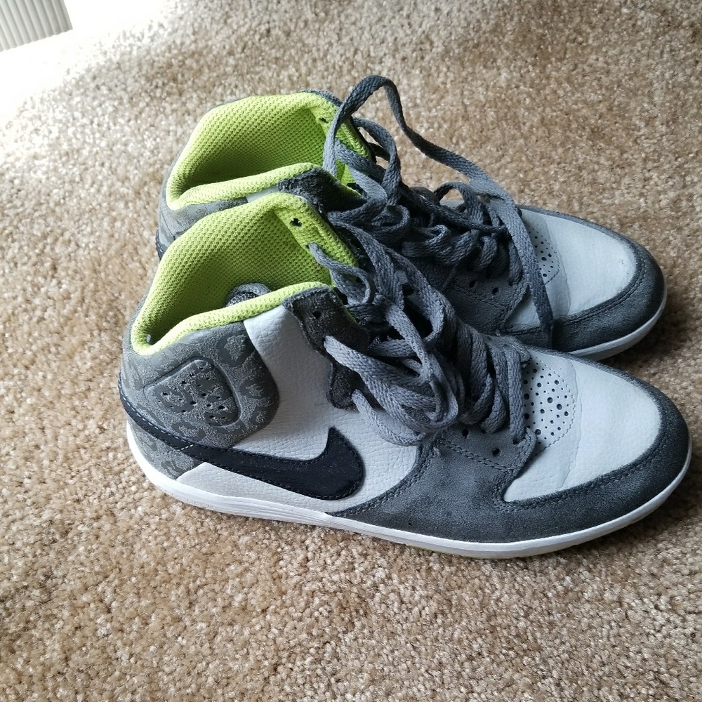 Nike Basketball Shoe